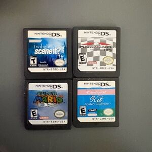 Lot of Mario Kart, Super Mario 64, Twilight + Nintendo DS/DSi Game Cartridges